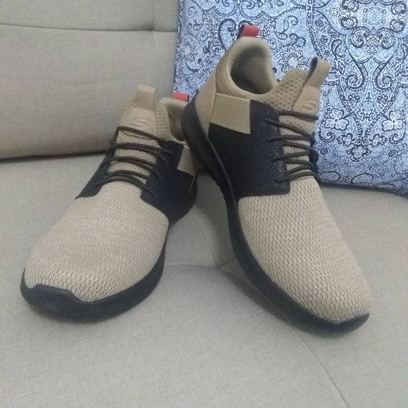 Skechers Delson - Camben shoes black tan NWOT - Picture 3 of 10